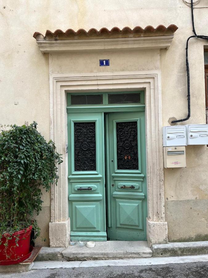 Studio De Charme Au Coeur De Valréas Zewnętrze zdjęcie
