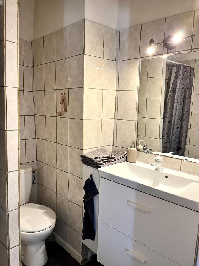 Studio De Charme Au Coeur De Valréas Zewnętrze zdjęcie